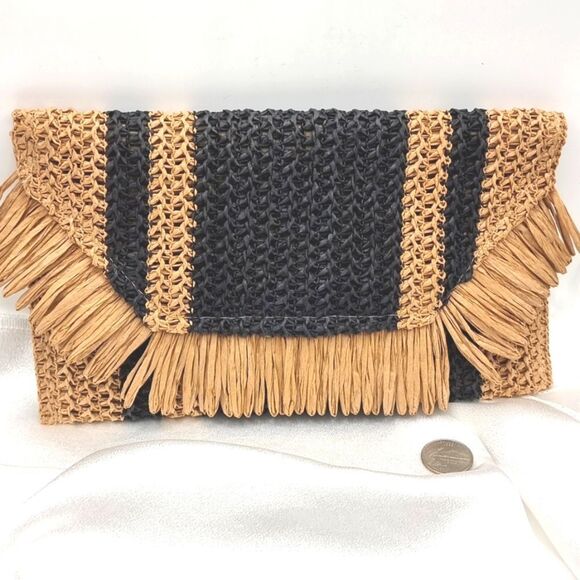 New Black & muted natural rattan color tropical vacation clutch - Picture 9 of 10